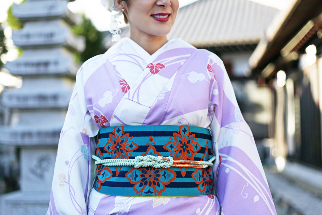 Blame-it-on-Mei-Miami-Fashion-Travel-Blogger-Japanese-Kimono-Traditional-Outfit-Kyoto-Japan-Colorful-Arashiyama-Bamboo-Grove