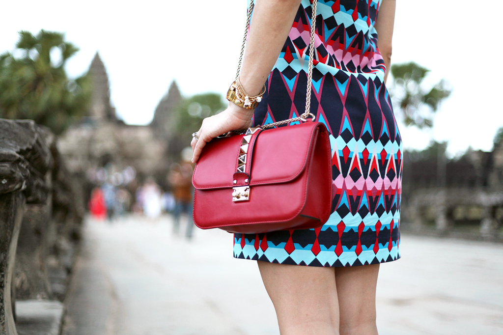 1-25-16-Blame-it-on-Mei-Miami-Fashion-Travel-Blogger-Cambodia-Angkor-Wat-Siem-Reap-Geometric-Shift-Dress-Panama-Hat-Valentino-Rockstud-Crossbody-Travel-Outfit-Look