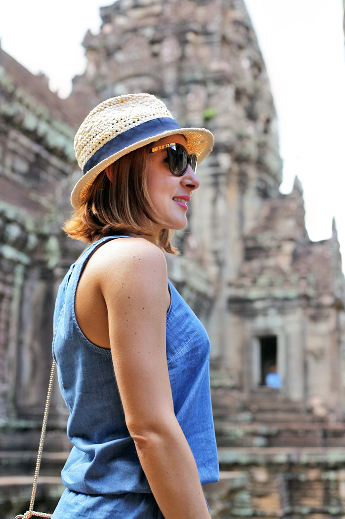 2-1-16-Blame-it-on-Mei-Fashion-Travel-Blogger-Pinterest-Cambodia-Banteay-Samre-Hindu-Temple-Complex-Angkor-Siem-Reap-Khmer-Ancient-Empire