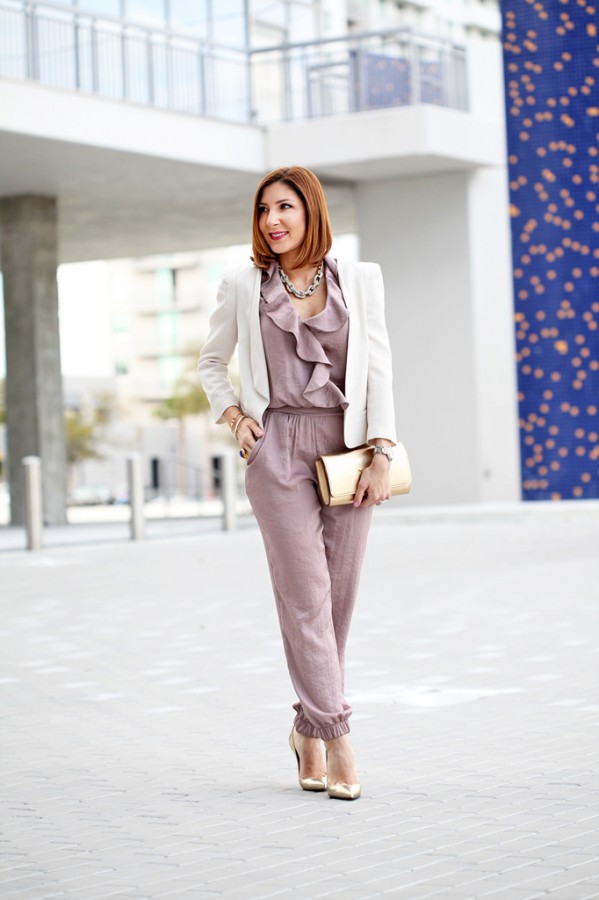 2-12-16-Blame-it-on-Mei-Fashion-Blogger-2016-Valentines-Day-Inspiration-Look-Rose-Quarz-Jumpsuit-White-Blazer-LV-Louis-Vuitton-Clutch-Louboutin-Metallic-Gold-Pumps