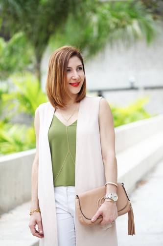 Blame-it-on-Mei-Miami-Fashion-Blogger-2016-Spring-Outfit-Idea-Look-Inspiration-Long-Vest-White-Pants-Louboutin-Nude-Heels-Gucci-Soho-Crossbody-Body-Chain-Funkshion-Fashion-Week-2016