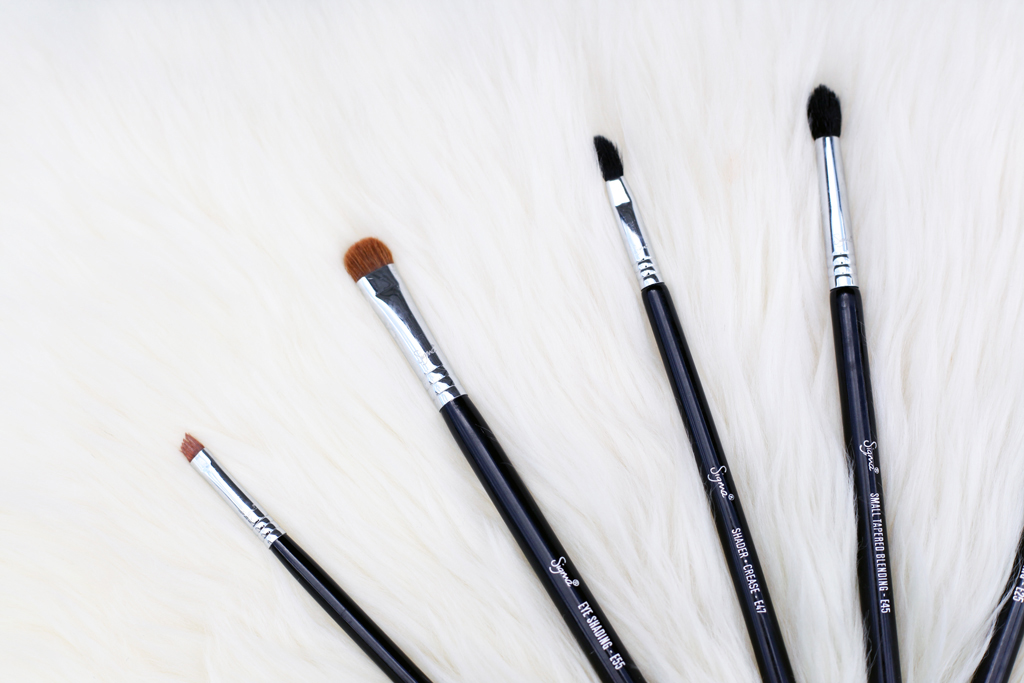 Blame-it-on-Mei-Miami-Fashion-Beauty-Blogger-Tarte-BeautyBlender-Sigma-Beauty-Must-Have-Makeup-Brushes