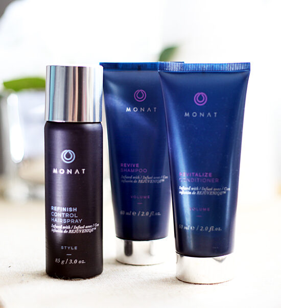 Blame-it-on-Mei-Miami-Fashion-Blogger-2016-Vacation--Travel-Size-MONAT-Kit-Revitalize-Conditioner-Revive-Shampoo-Refinish-Hair-Spray
