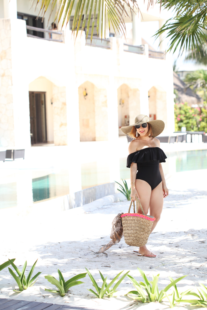 Blame-it-on-Mei-Miami-Fashion-Blogger-2016-Summer-Look-Off-The-Shoulder-Swimsuit-Black-Animal-Print-Cover-Up-Floppy-Beach-Hat-Secrets-Maroma-Riviera-Maya