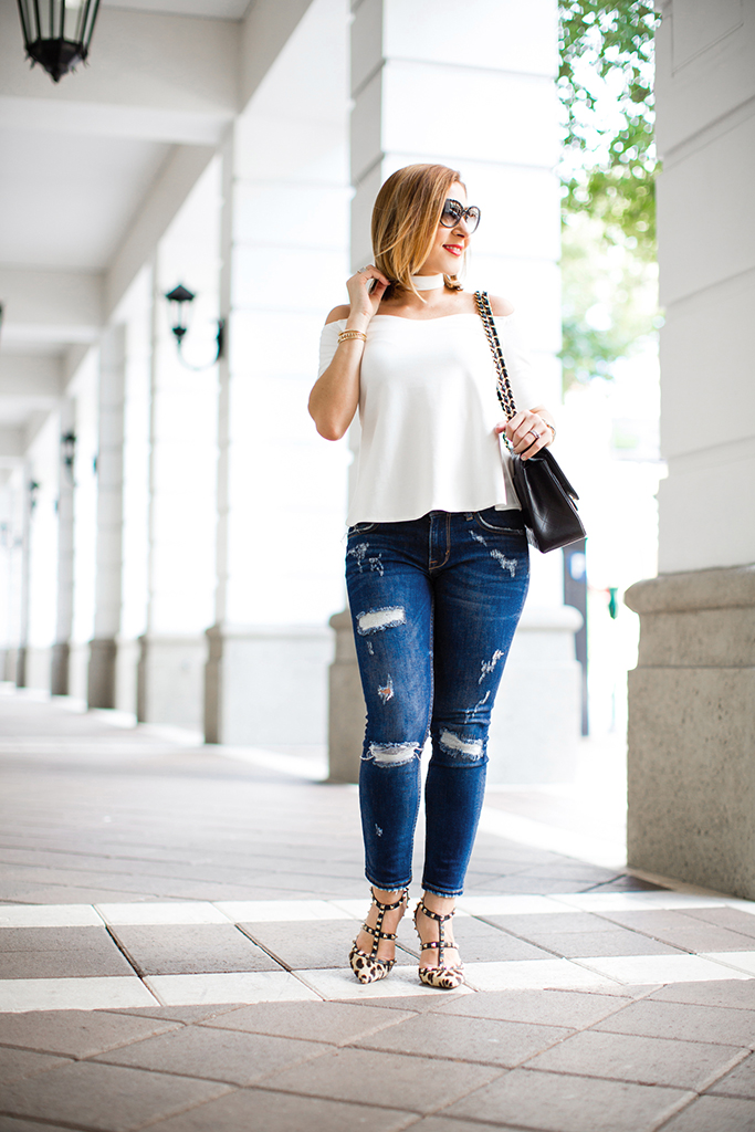 Blame-it-on-Mei-Miami-Fashion-Blogger-2016-Off-the-shoulder-top-with-choker-Denim-Blue-Jeans-Leopard-Valentino-Rockstud-Sandals-Chanel-Classic-Double-Flap