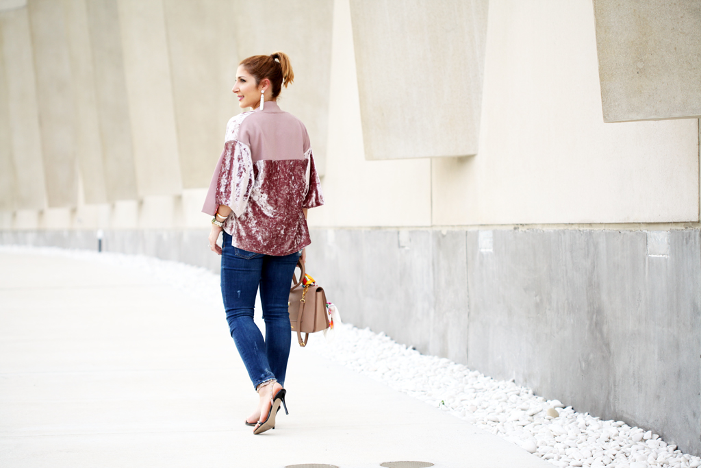 Blame-it-on-Mei-Miami-Fashion-Blogger-2016-Velvet-Kimono-Jacket-Rose-Quartz-with-Denim-Valentino-Rockstud-Sandals-Tassel-Earrings-Casual-Look-Transition-to-Fall-Outfit