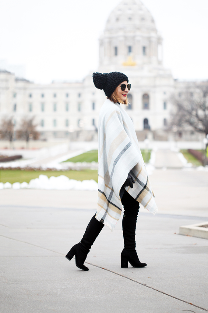 Blame-it-on-Mei-Miami-Fashion-Travel-Blogger-2016-Winter-Fall-Look-Poncho-Gray-Cape-Pom-Pom-Beanie-Black-Over-The-Knee-Boots-Chanel-Boy-Minneapolis-State-Capitol