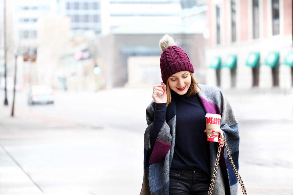 Blame-it-on-Mei-Miami-Fashion-Travel-Blogger-2016-Winter-Fall-Look-How-To-Wear-Poncho-Pom-Beanie-Gray-Over-The-Knee-Boots-with-Jeans-Geometric-Cape-Minneapolis