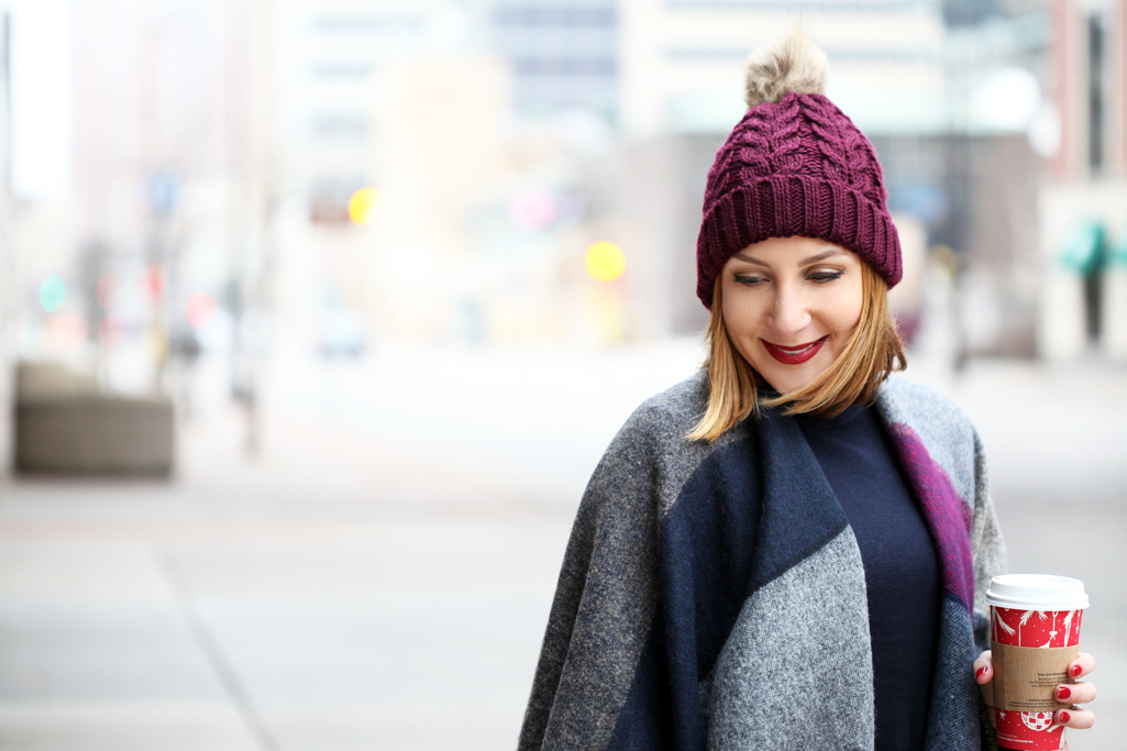 Blame-it-on-Mei-Miami-Fashion-Travel-Blogger-2016-Winter-Fall-Look-How-To-Wear-Poncho-Pom-Beanie-Gray-Over-The-Knee-Boots-with-Jeans-Geometric-Cape-Minneapolis
