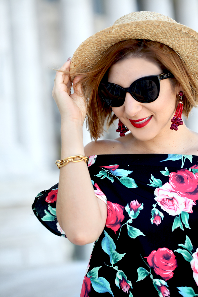 Blame-it-on-Mei-Miami-Fashion-Blogger-Travel-Blog-2017-Casual-Summer-Look-Spring-Outfit-Floral-Dress-with-Boater-Hat-Gucci-Soho-Puerto-Rico-