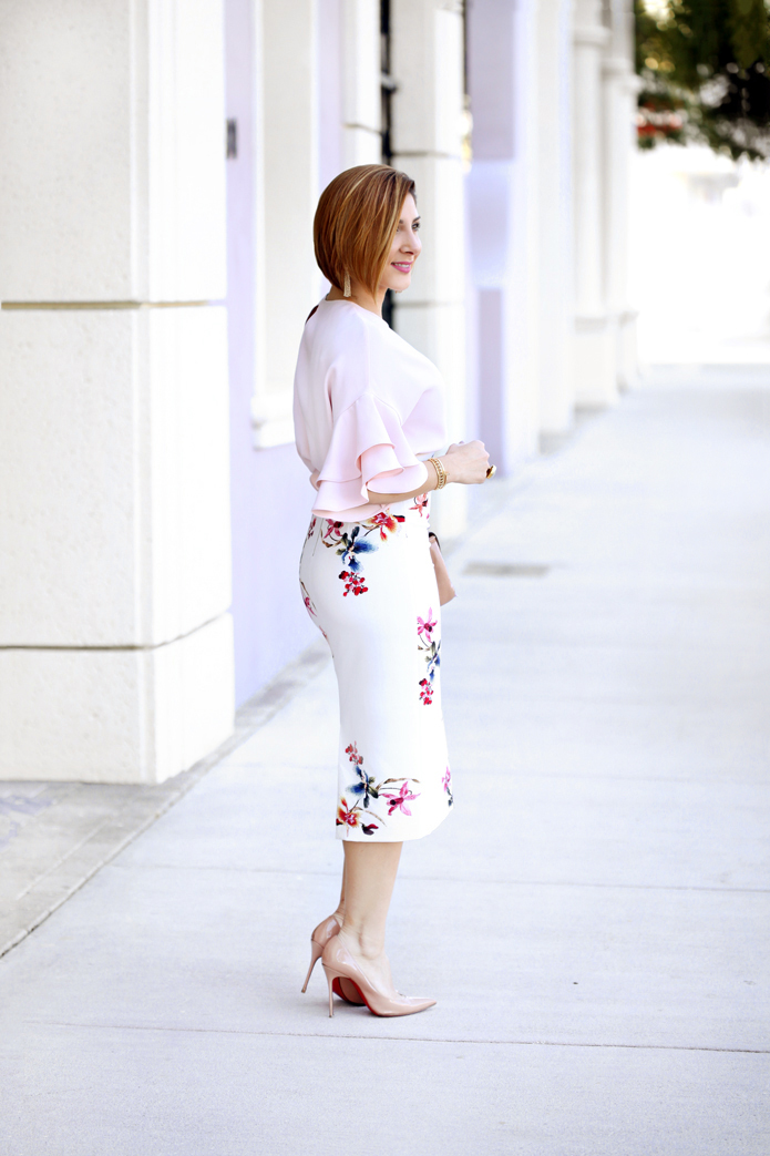 Blame-it-on-Mei-Miami-Fashion-Blogger-2017-Elegant-Spring-Look-Easter-Outfit-Ruffle-Top-with-Floral-Pencil-Skirt-Blush-Louboutin-So-Kate-Heels-Gucci-Soho-Clutch-Gold-Tassel-Pinata-Earrings