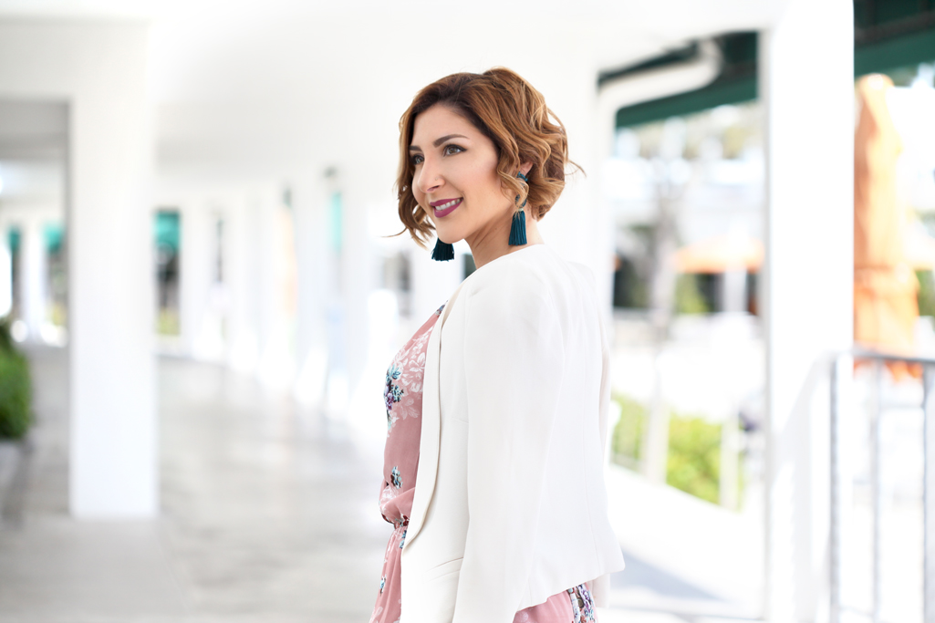 Blame-it-on-Mei-@blameitonmei-Miami-Fashion-Blogger-2017-Casual-Summer-Look-Spring-Outfit-Floral-Romper-with-White-Blazer-Fendi-Peekaboo-Gray-Valentino-City-Sandals-Baublebar-Tassel-Earrings