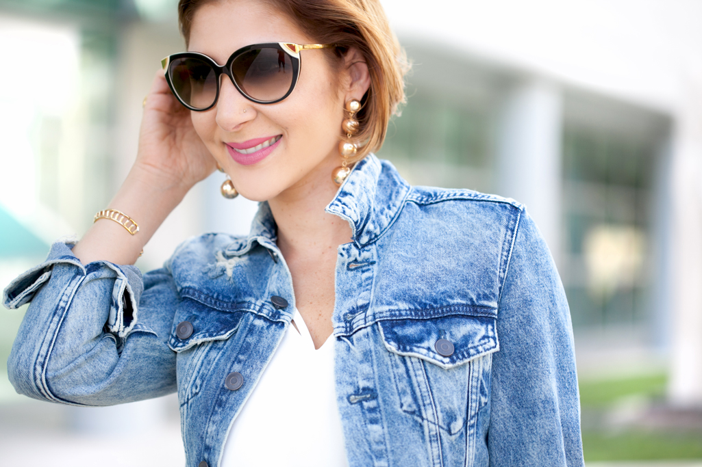 Blame it on Mei, @blameitonmei, Miami Fashion Blogger, Summer Shorts with Distressed Denim Jacket