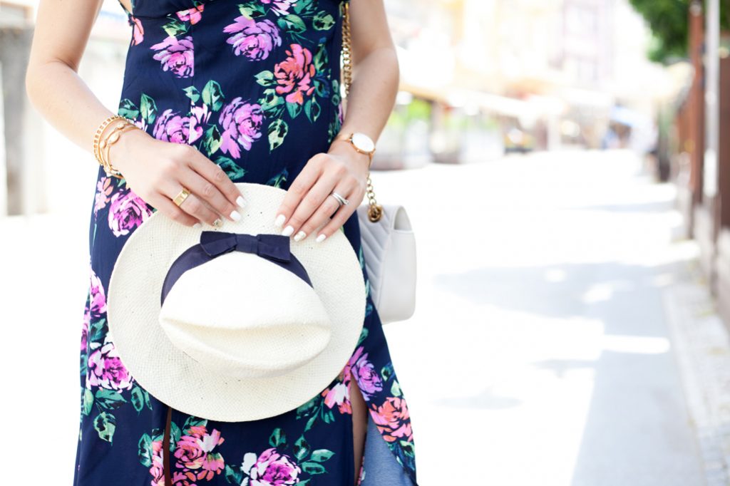 Blame it on Mei, @blameitonmei, Miami Fashion Blogger, Travel Look, Karlovy Vary, Summer Floral Maxi Dress