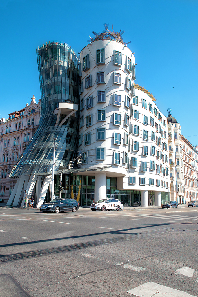 Blame it on Mei, @blameitonmei, Miami Travel Fashion Blogger, Summer Travel Look, Dancing House, Prague, Czech Republic