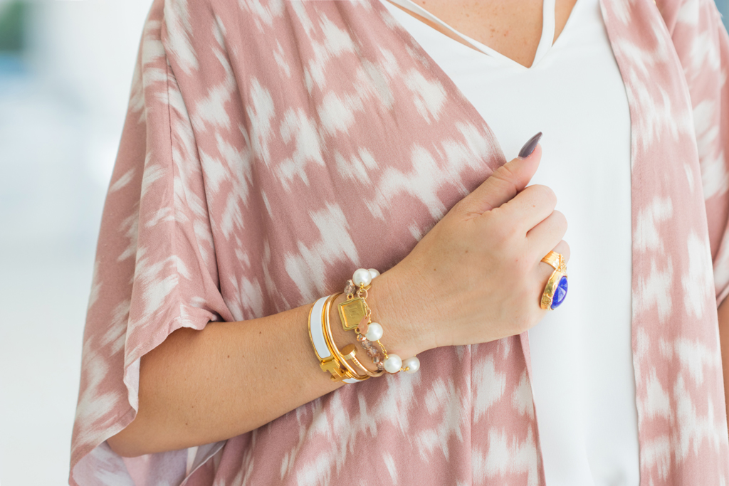 Blame it on Mei, @blameitonmei, Miami Fashion Blogger, Transition to Fall Look, Kimono, Chanel Classic Jumbo