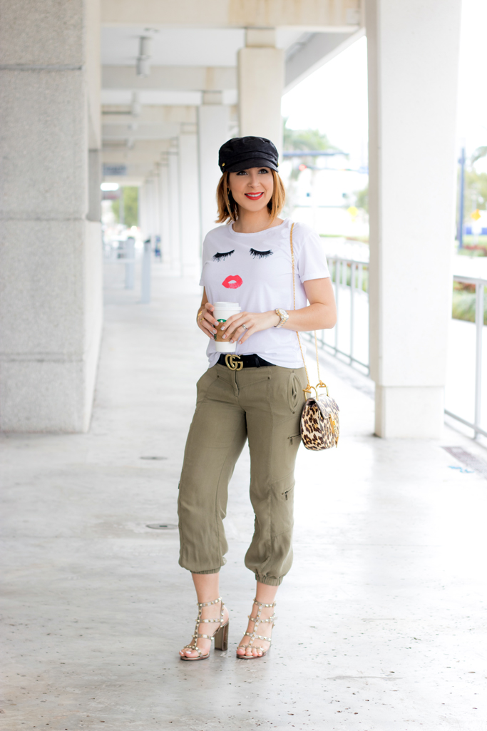 Blame it on Mei, @blameitonmei, Miami Fashion Travel Blogger, Graphic Tshirt, How to style joggers