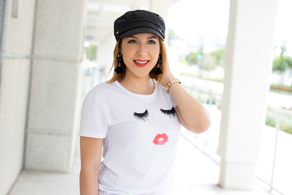 Blame it on Mei, @blameitonmei, Miami Fashion Travel Blogger, Graphic Tshirt, How to style joggers