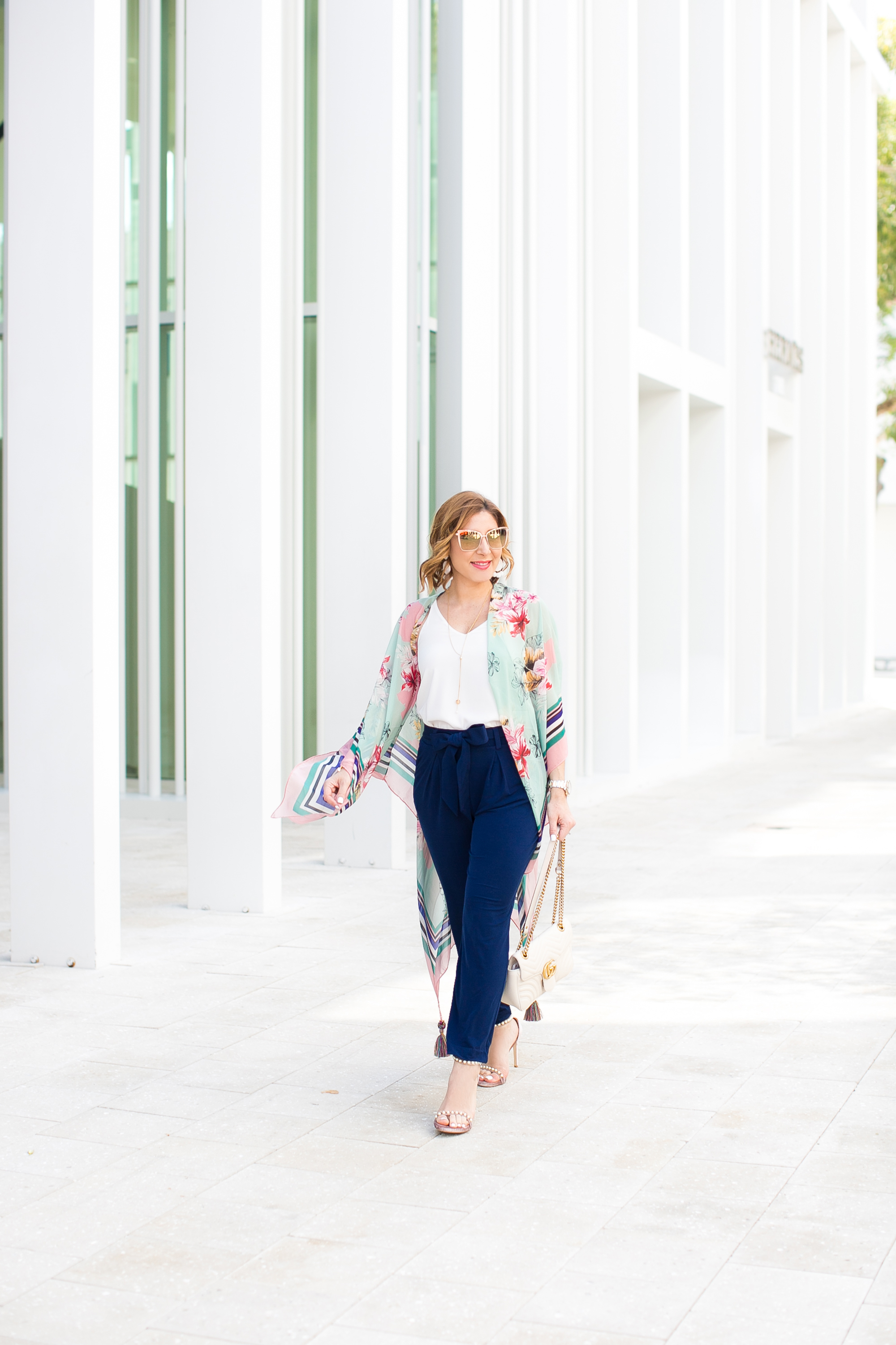 Blame it on Mei, @blameitonmei, Miami Fashion Blogger, how to style wear floral kimono