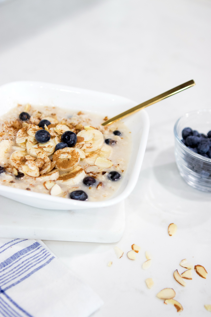 Blame it on Mei, @blameitonmei, Miami Fashion Lifestyle Blogger, Healthy Oatmeal no sugar added Recipe