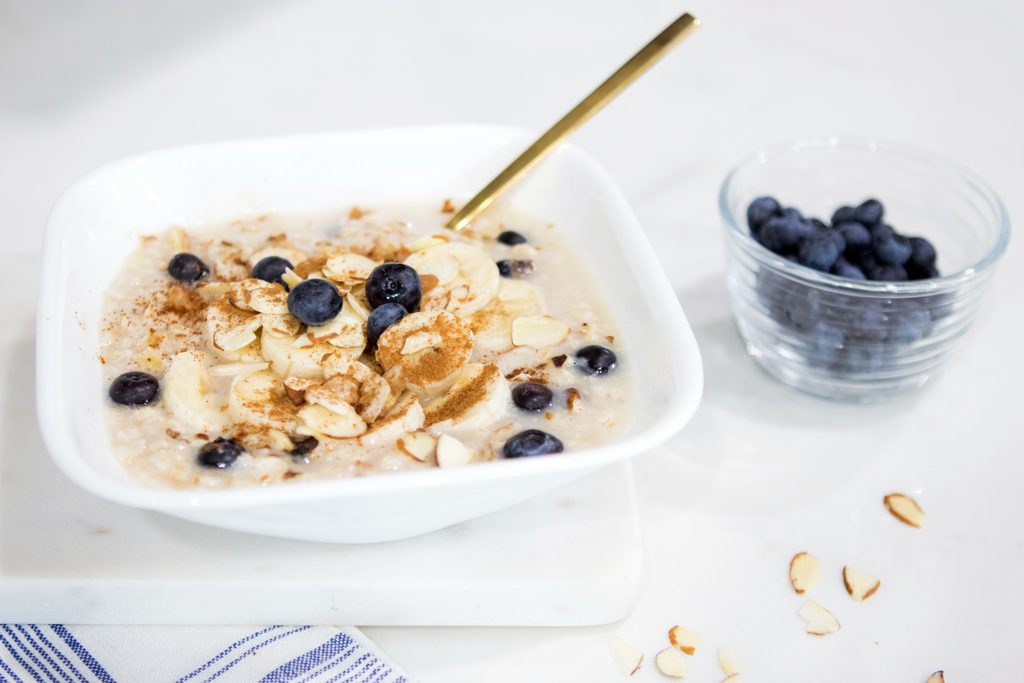 Blame it on Mei, @blameitonmei, Miami Fashion Lifestyle Blogger, Healthy Oatmeal no sugar added Recipe