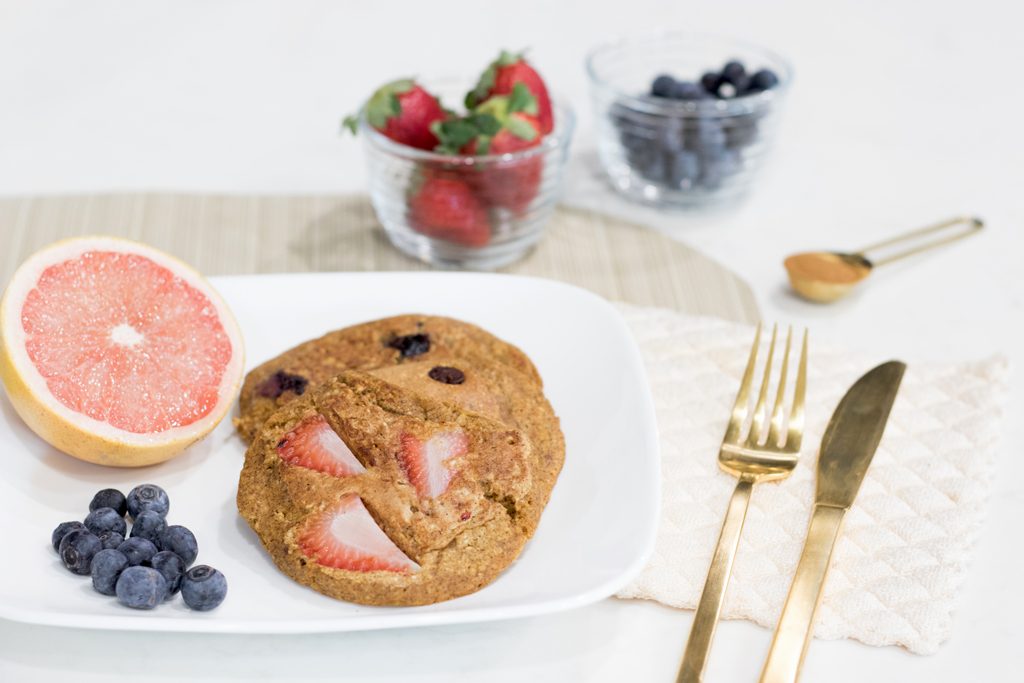 Blame it on Mei, @blameitonmei, Miami Fashion Blogger, Healthy Recipe, Breakfast Pumpkin Spice Pancake, Recipe Under 200 Calories
