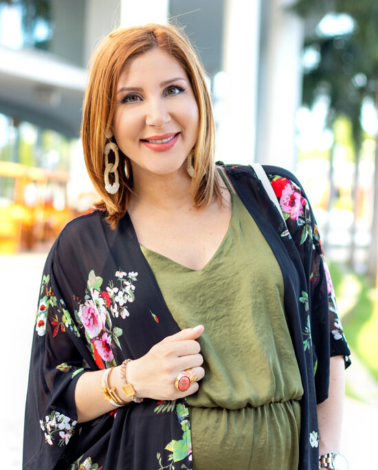 Blame it on Mei, @blameitonmei, Miami Fashion Blogger, Maternity Jumpsuit