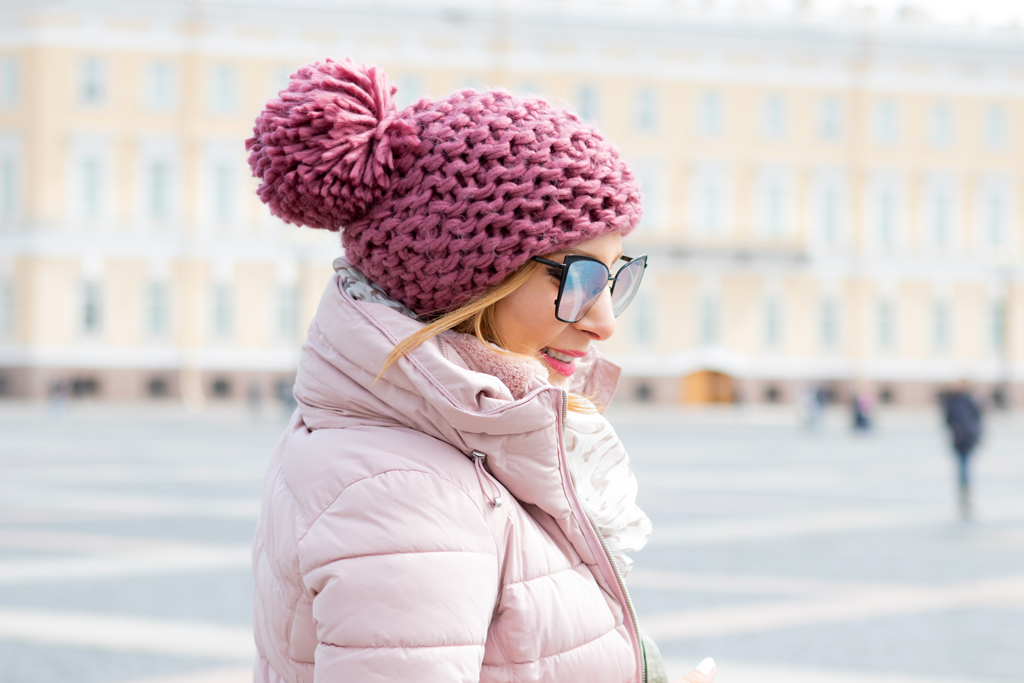 Blame it on Mei, @blameitonmei, Miami Fashion Travel Blogger, What To Wear To Russia, Puffer Jacket, The Palace Square, St. Petersburg Russia