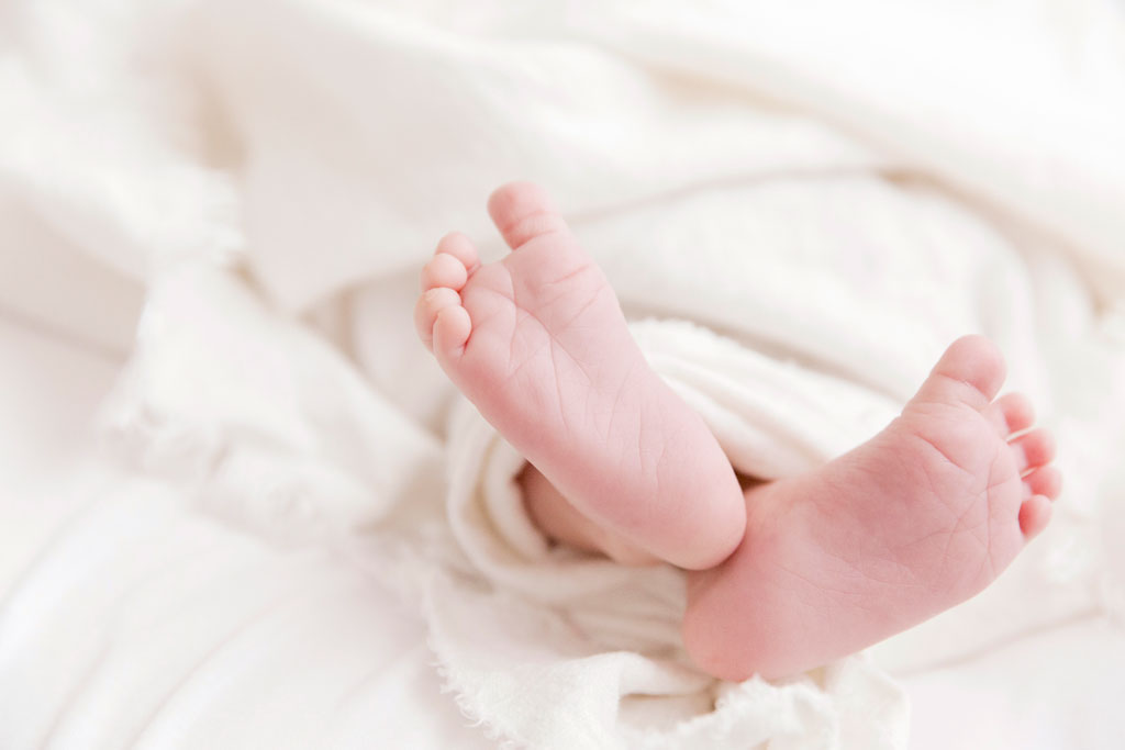 Blame it on Mei, Miami Fashion Mommy Blogger, Newborn Photo Session