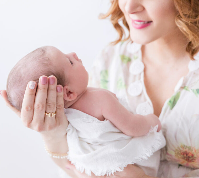 Blame it on Mei, Miami Fashion Mommy Blogger, Newborn Photo Session
