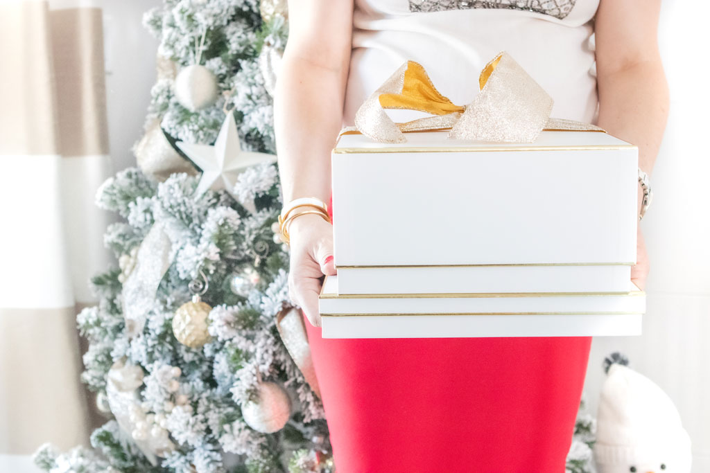 Blame it on Mei, @blameitonmei, Miami Fashion Mom Blogger, christmas holiday 2019 gift guide for beauty guru