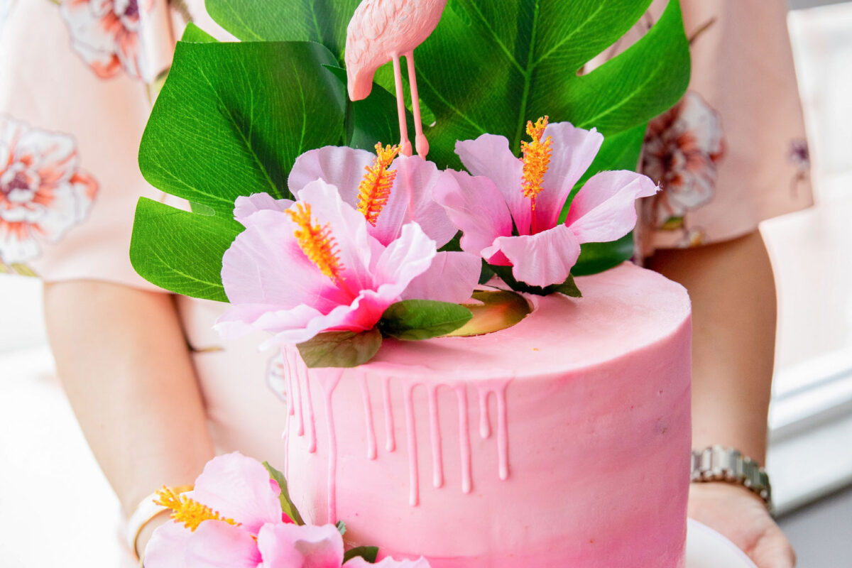 Blame it on Mei, @blameitonmei, Miami Fashion Mom Blogger, flamingo tropical baby shower theme