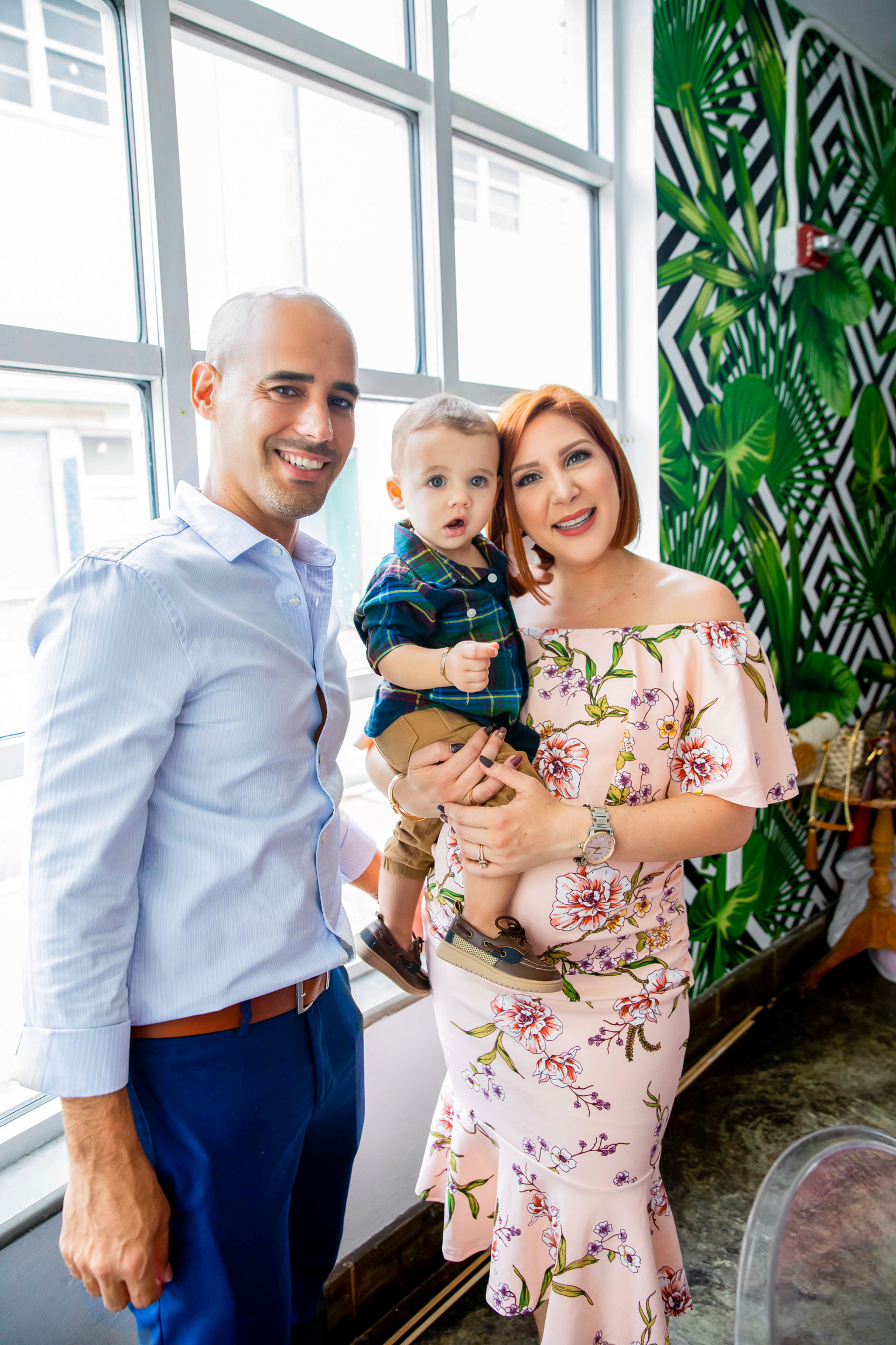 Blame it on Mei, @blameitonmei, Miami Fashion Mom Blogger, flamingo tropical baby shower theme