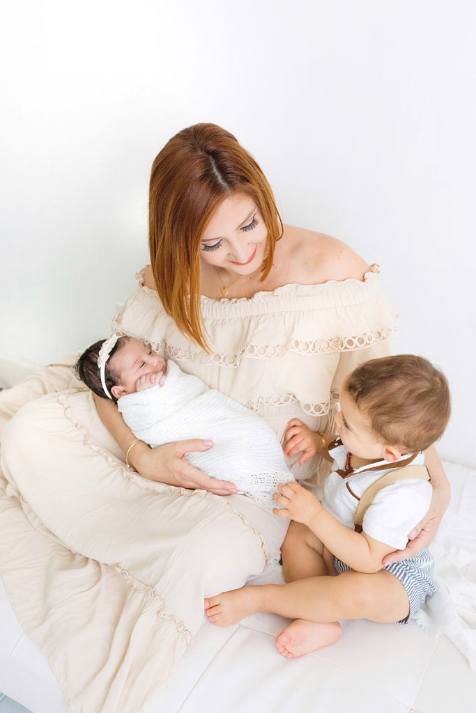 Blame it on Mei, @blameitonmei, Miami Fashion Mommy Blogger, newborn family photos, how to choose a photographer