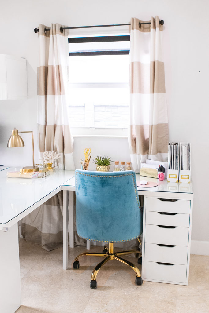 Blame it on Mei, @blameitonmei, Miami Fashion Lifestyle Mom Blogger, Vintage Floral Boho Nursery