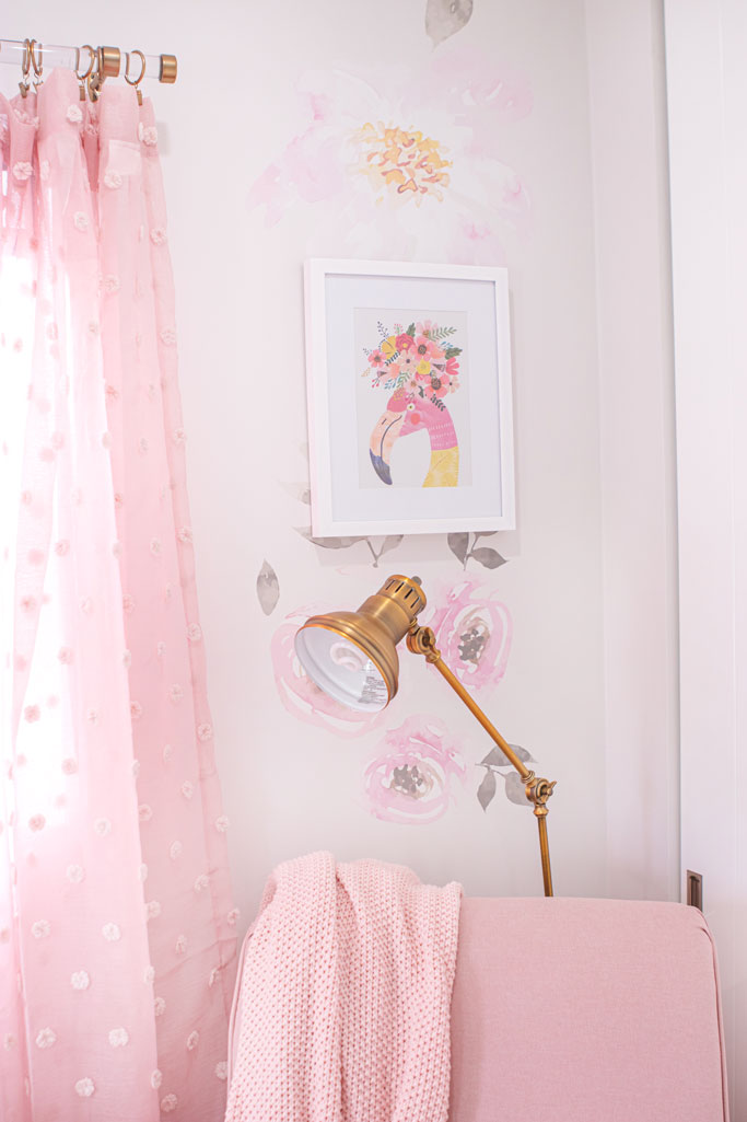 Blame it on Mei, @blameitonmei, Miami Fashion Lifestyle Mom Blogger, Vintage Floral Boho Nursery