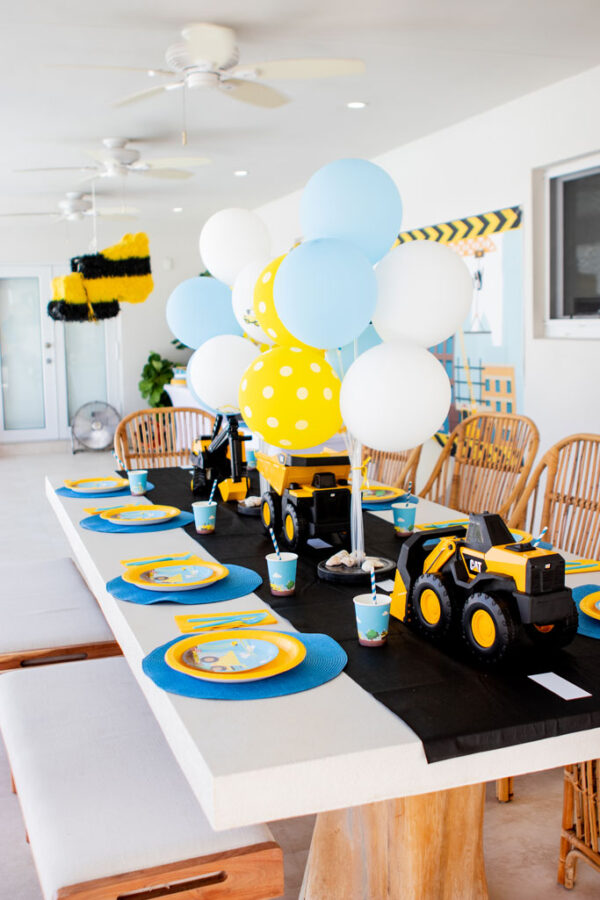 Blame it on Mei, @blameitonmei, Miami Lifestyle Mom Blogger, Construction Theme Birthday Idea