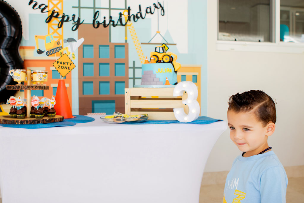 Blame it on Mei, @blameitonmei, Miami Lifestyle Mom Blogger, Construction Theme Birthday Idea